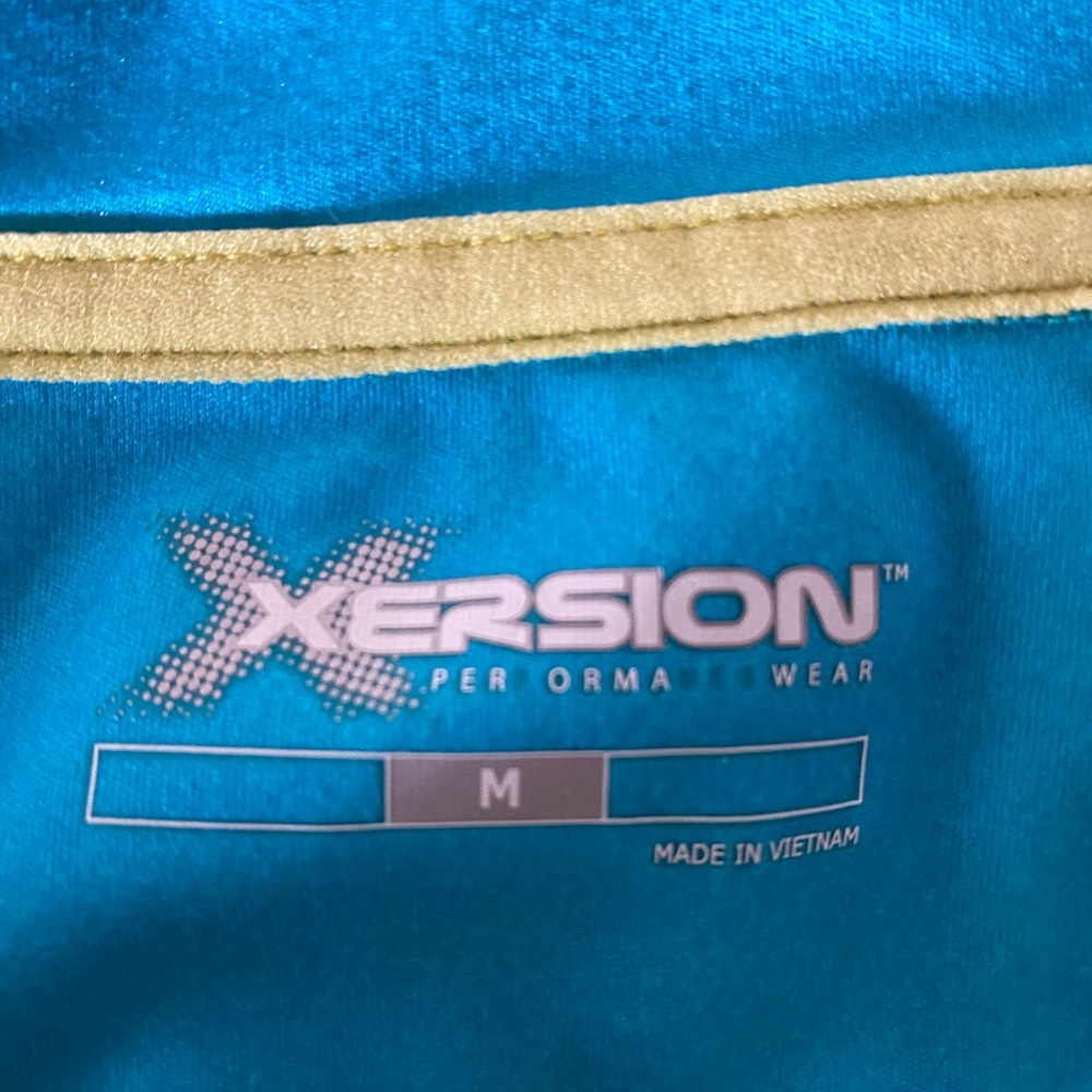 Xersion 1/4 zip pullover - Picture 2 of 4